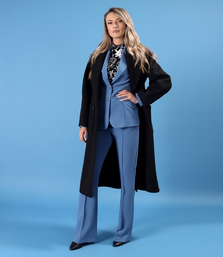 Midi overcoat made of thick fabric