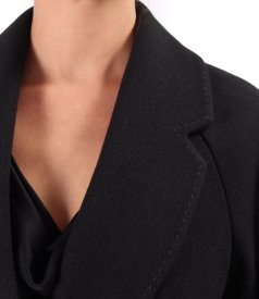 Overcoat made of thick fabric with wool