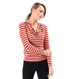 Elastic jersey blouse with metallic thread and pleated neckline