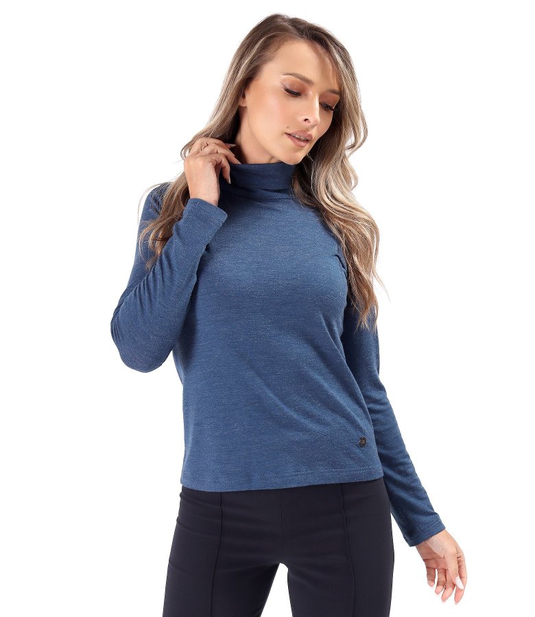 Turtleneck made of elastic jersey with wool