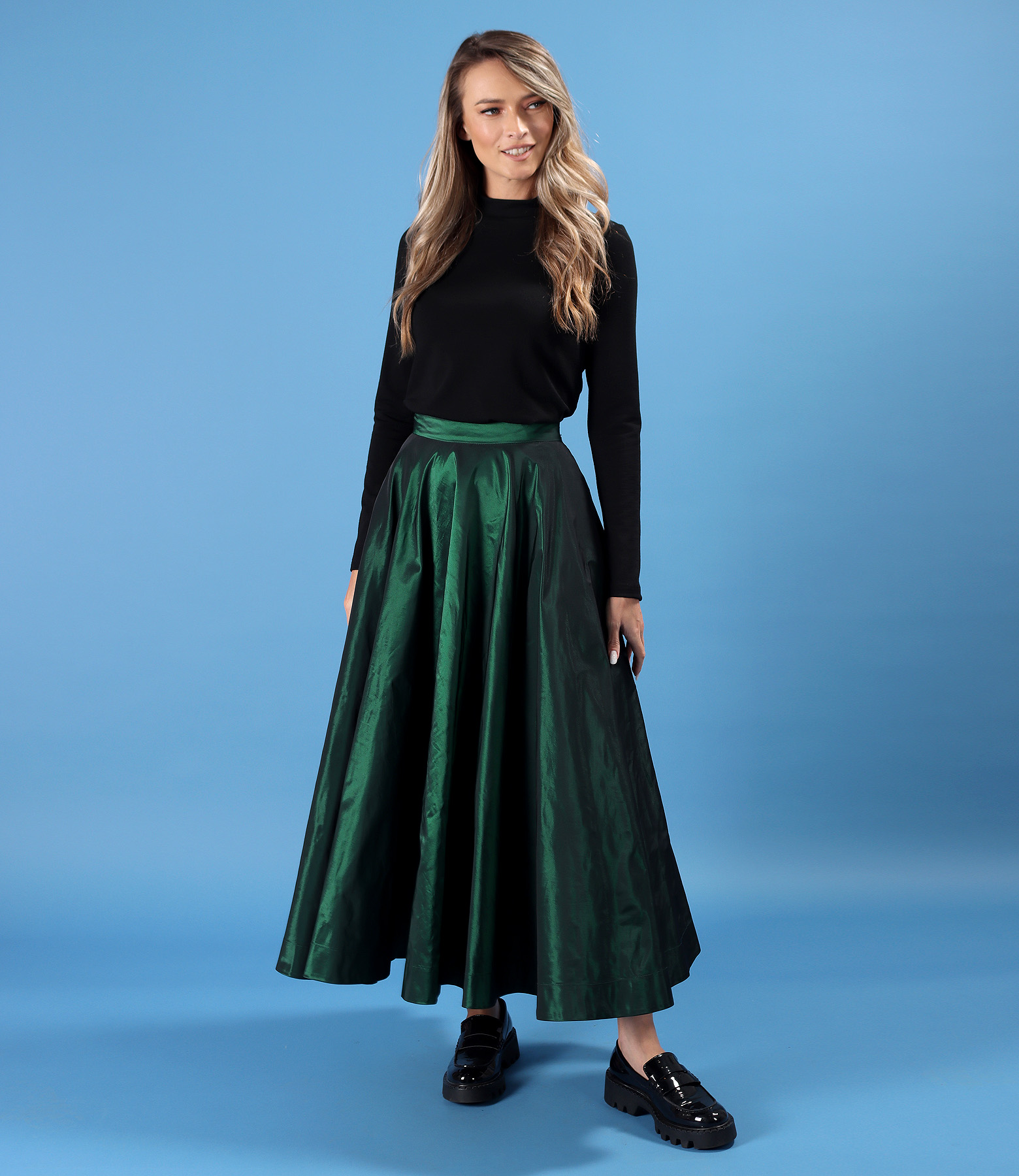 Casual outfit with long taffeta skirt and wool turtleneck