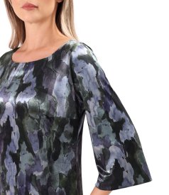 Elegant dress made of printed elastic velvet