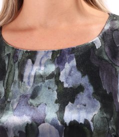 Elegant dress made of printed elastic velvet