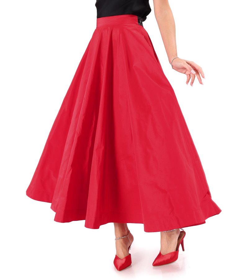 Long taffeta skirt with decorative elastic on the back