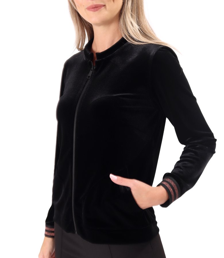 Blouse made of black elastic velvet with a front zipper