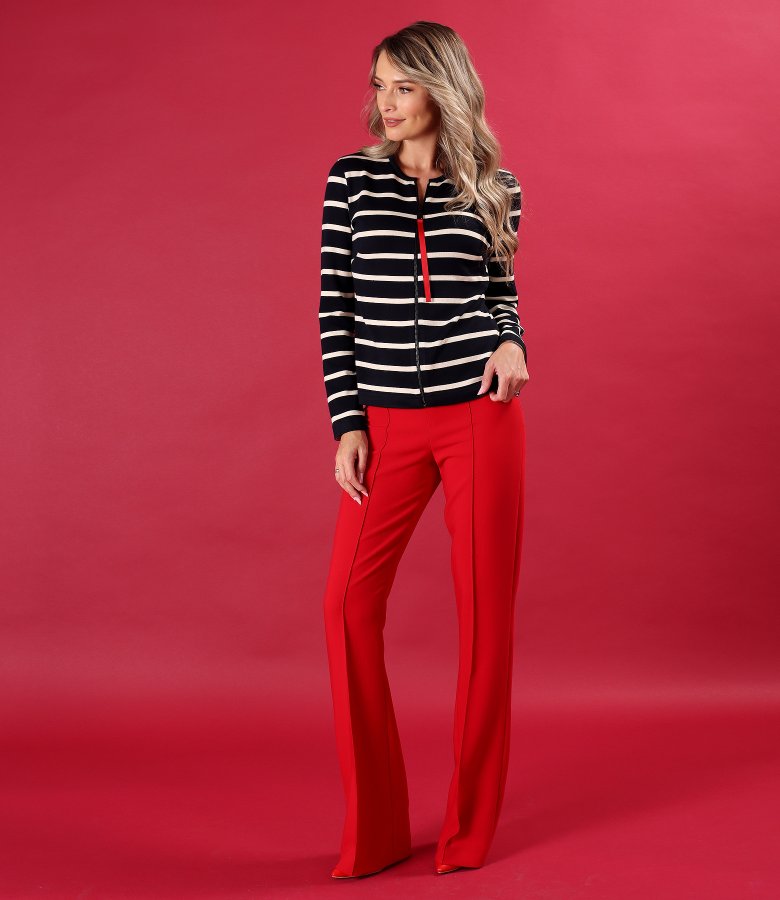 Elastic jersey blouse with wool and a front zipper