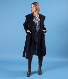 Elegant coat made of wool and cashmere