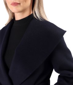 Elegant coat made of wool and cashmere