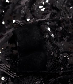 Blouse made of sequins with a zipper on the front