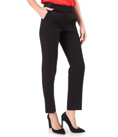 Ankle pants made of elastic fabric with viscose