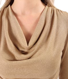 Elastic jersey blouse with metallic thread and pleated neckline