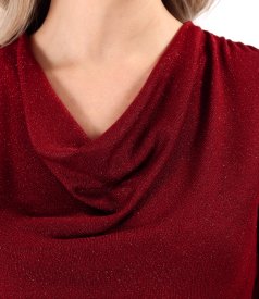 Elastic jersey blouse with metallic thread and pleated neckline