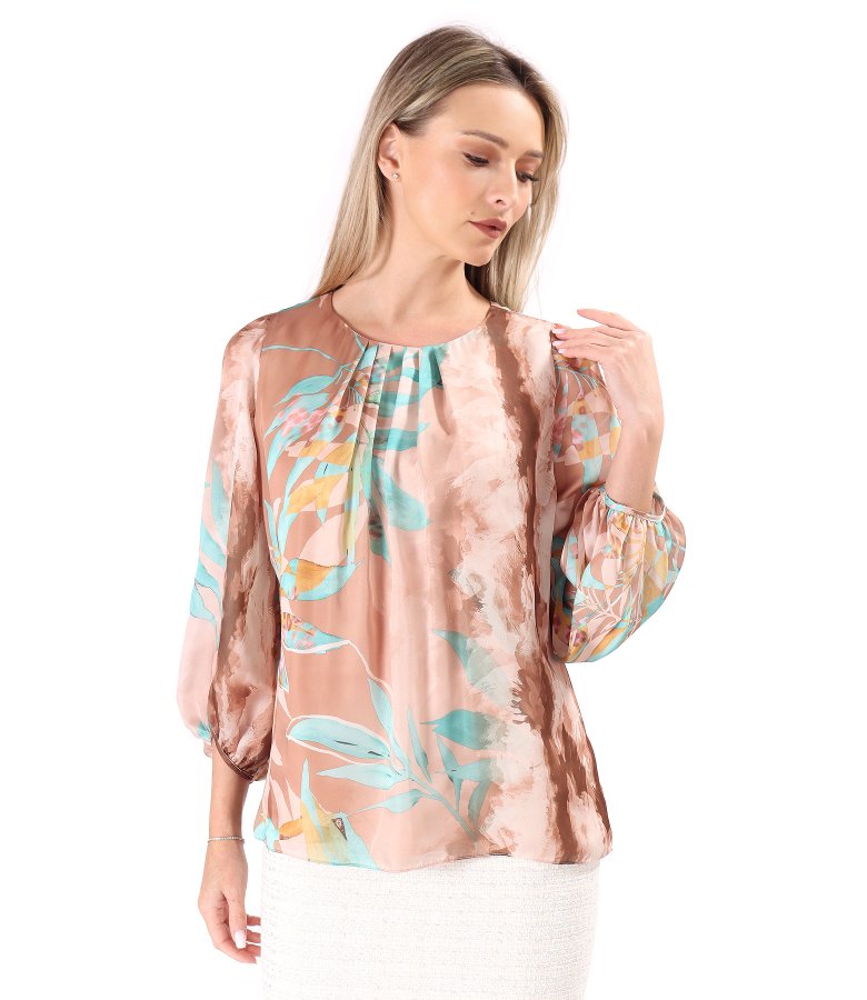 Blouse with folds at the neckline made of printed veil