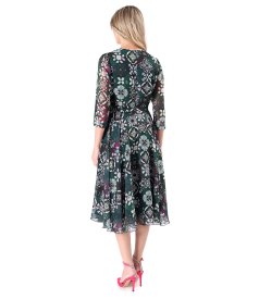 Elegant veil dress printed with floral motifs