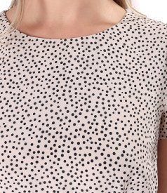Elegant viscose dress printed with polka dots
