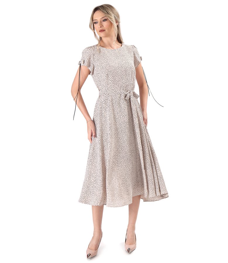 Elegant viscose dress printed with polka dots