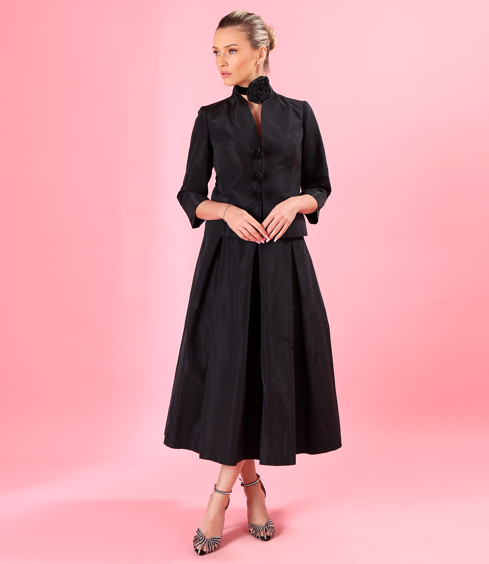 Elegant taffeta jacket with matt effect