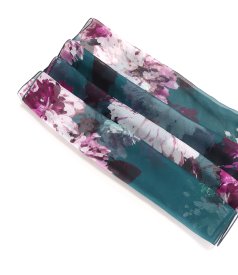 Scarf made of printed veil with floral motifs