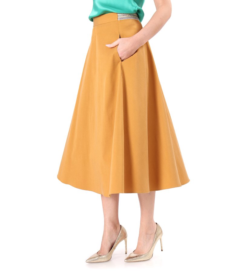 Skirt made of fabric with Tencel and cotton