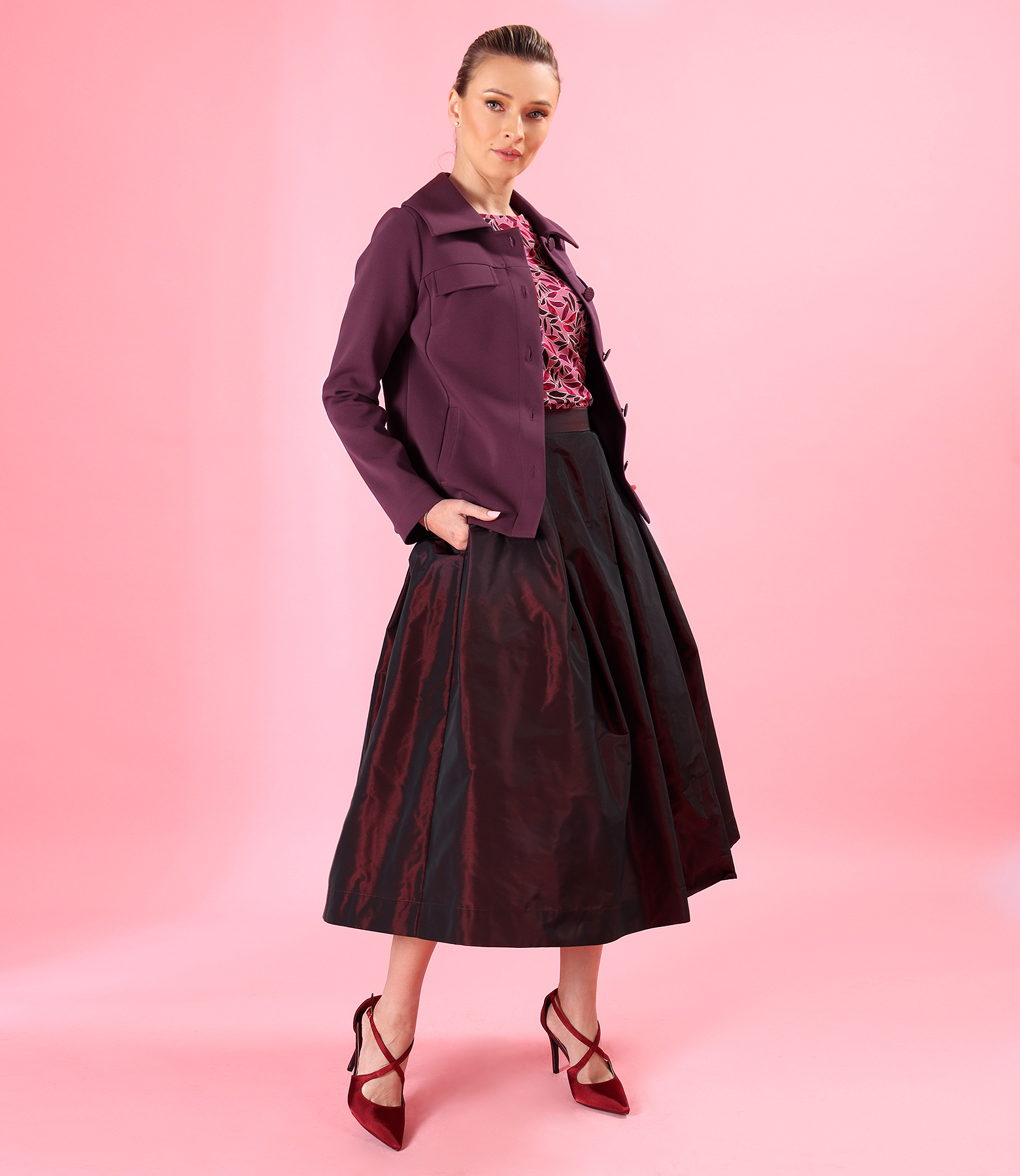 Midi taffeta skirt and stretch fabric jacket