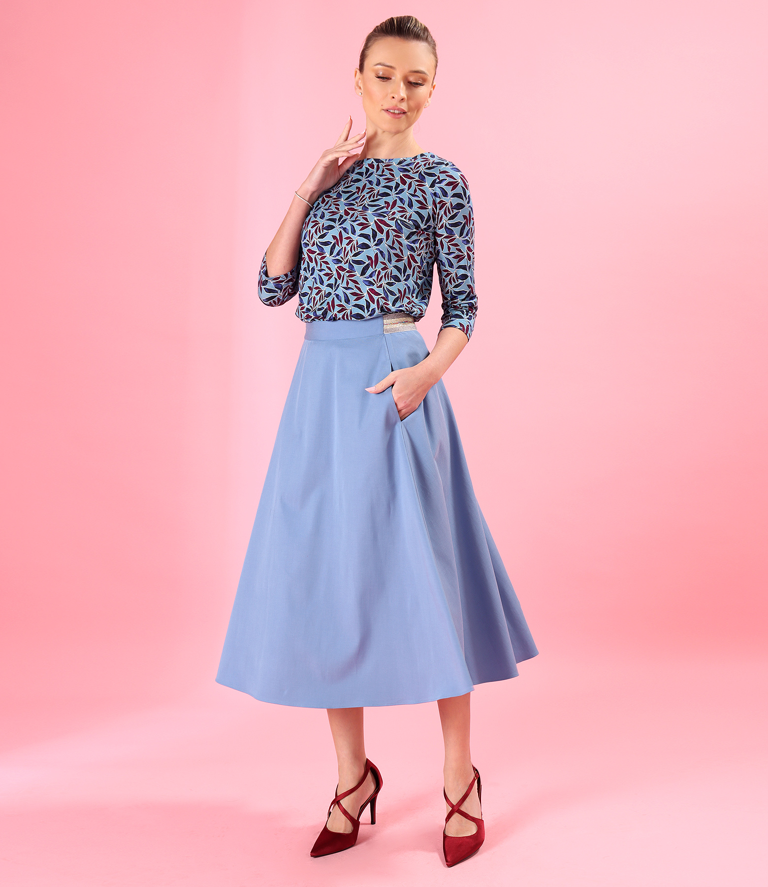 Midi skirt with blouse in printed stretch jersey