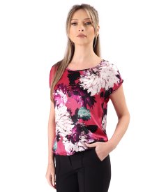 Casual blouse made of natural silk printed with floral motifs