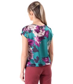 Casual blouse made of natural silk printed with floral motifs