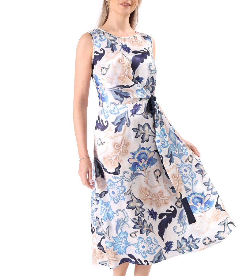 Elegant dress made of satin viscose printed with floral motifs