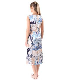 Elegant dress made of satin viscose printed with floral motifs
