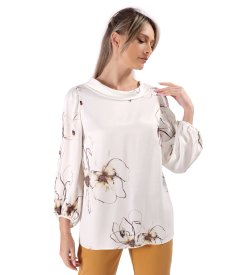 Elegant blouse with a deep back neckline