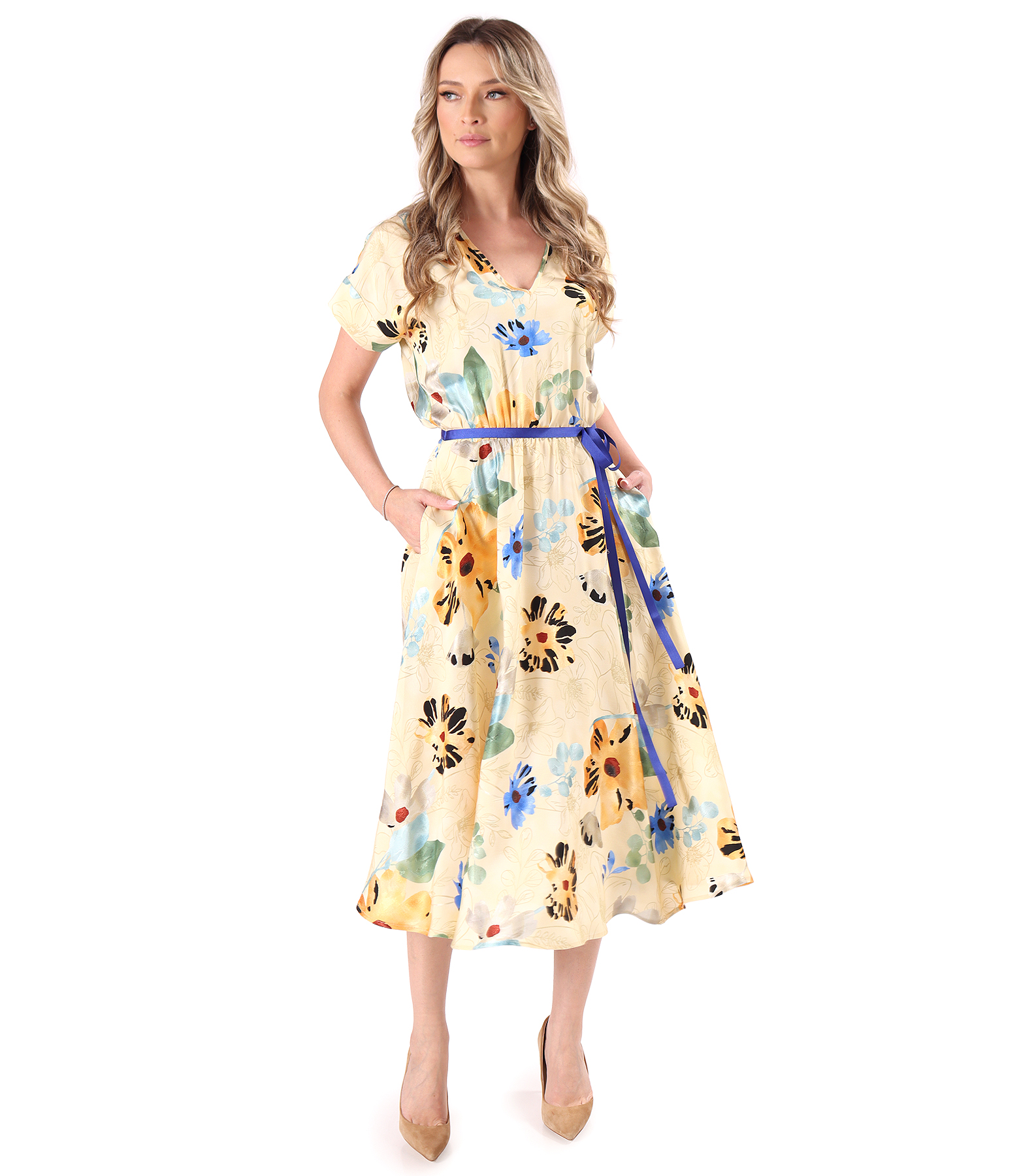 Viscose midi dress printed with floral motifs