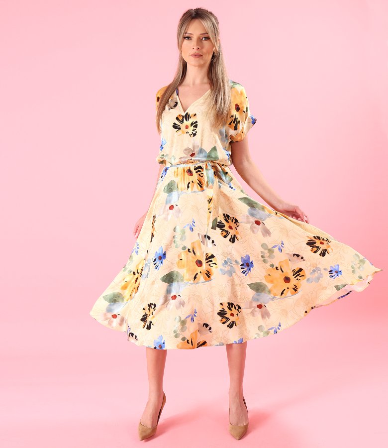 Viscose midi dress printed with floral motifs