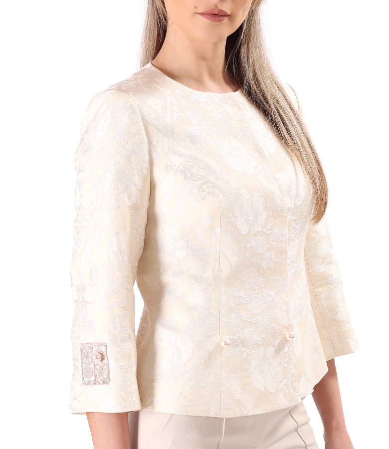 Elegant brocade jacket with floral motifs