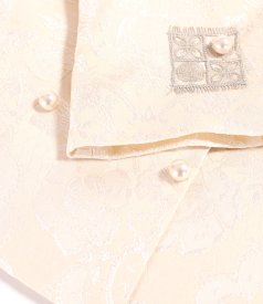 Elegant brocade jacket with floral motifs