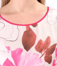 Casual blouse with front made of printed veil with floral motifs