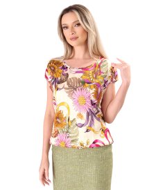 Casual blouse made of satin viscose printed with floral motifs