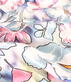 Casual blouse made of viscose with floral patterns and effect yarn