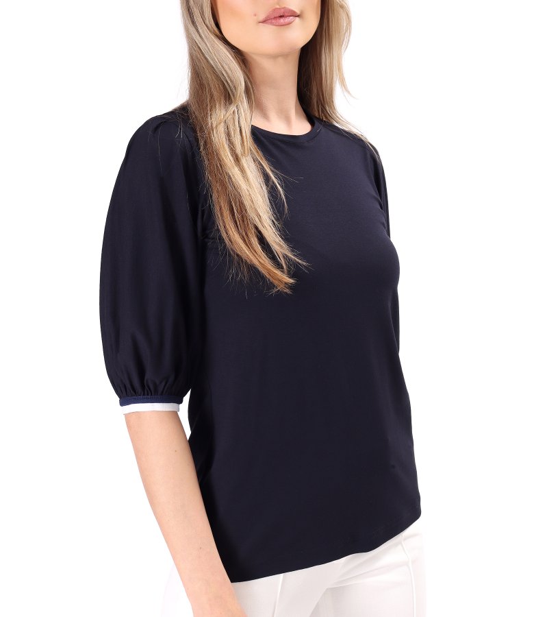 Elegant blouse made of elastic jersey with 3/4 sleeves