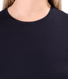 Elegant blouse made of elastic jersey with 3/4 sleeves