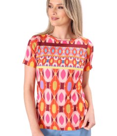 Elastic jersey blouse printed with geometric motifs