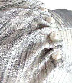 Elegant satin viscose dress with geometric motifs