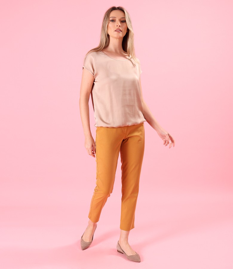 Casual set with a relaxed satin viscose blouse and tapered Tencel-cotton trousers