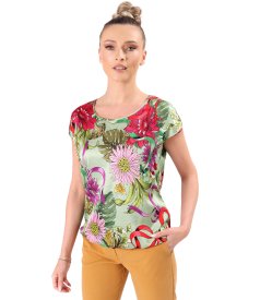 Casual blouse made of satin viscose printed with floral motifs