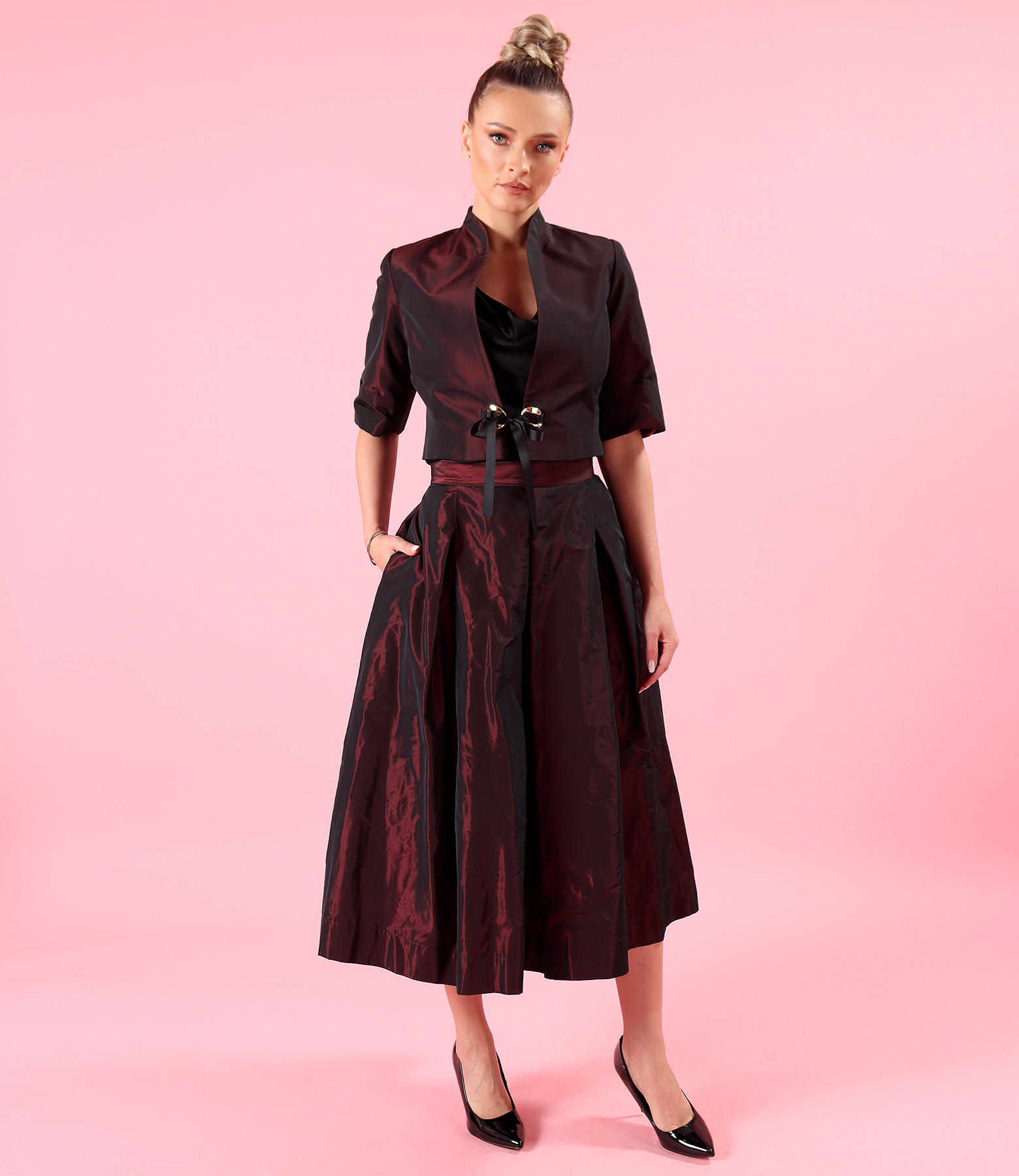 Cocktail outfit with midi skirt and bolero in lightweight shot taffeta