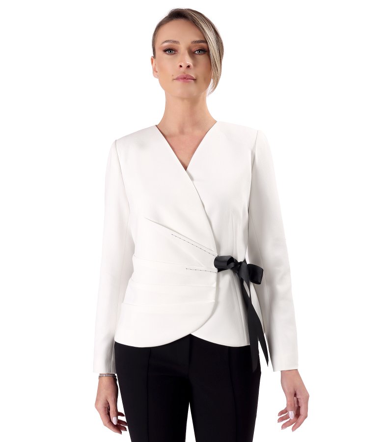 Elegant jacket in stretch viscose-blend fabric with front pleats