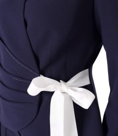 Elegant jacket in stretch viscose-blend fabric with front pleats