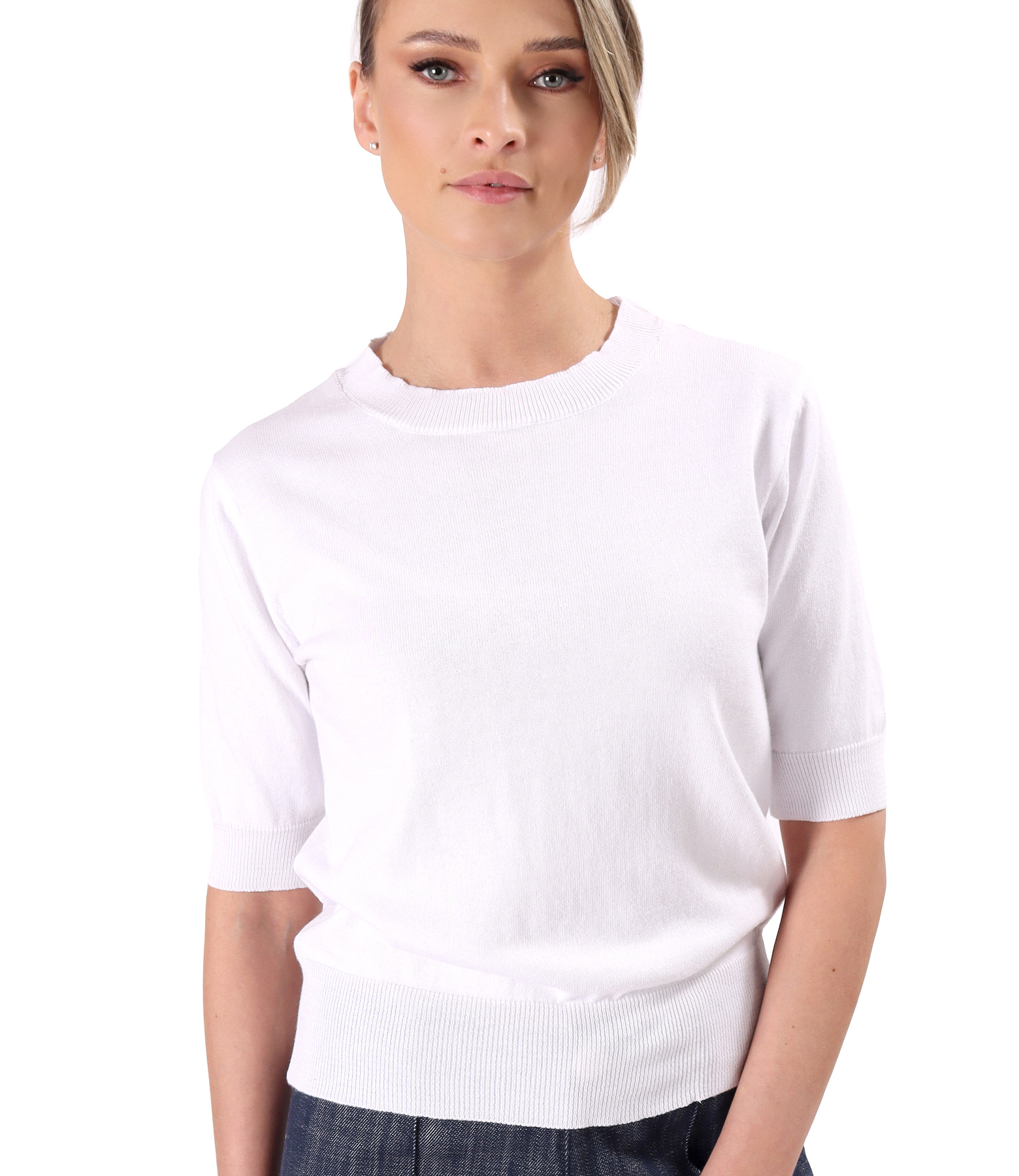 Fine-knit cotton blouse with short sleeves
