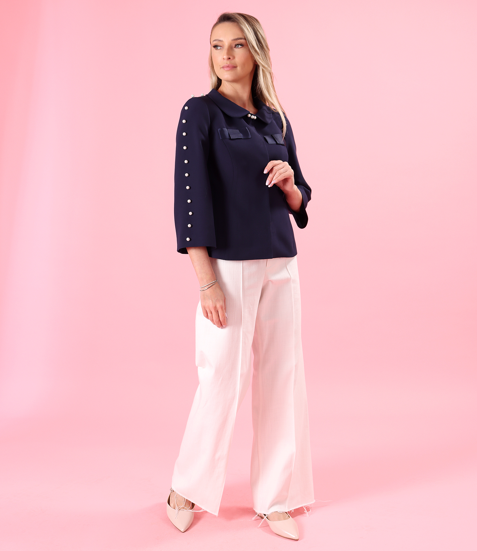 Elegant jacket with decorative pearls