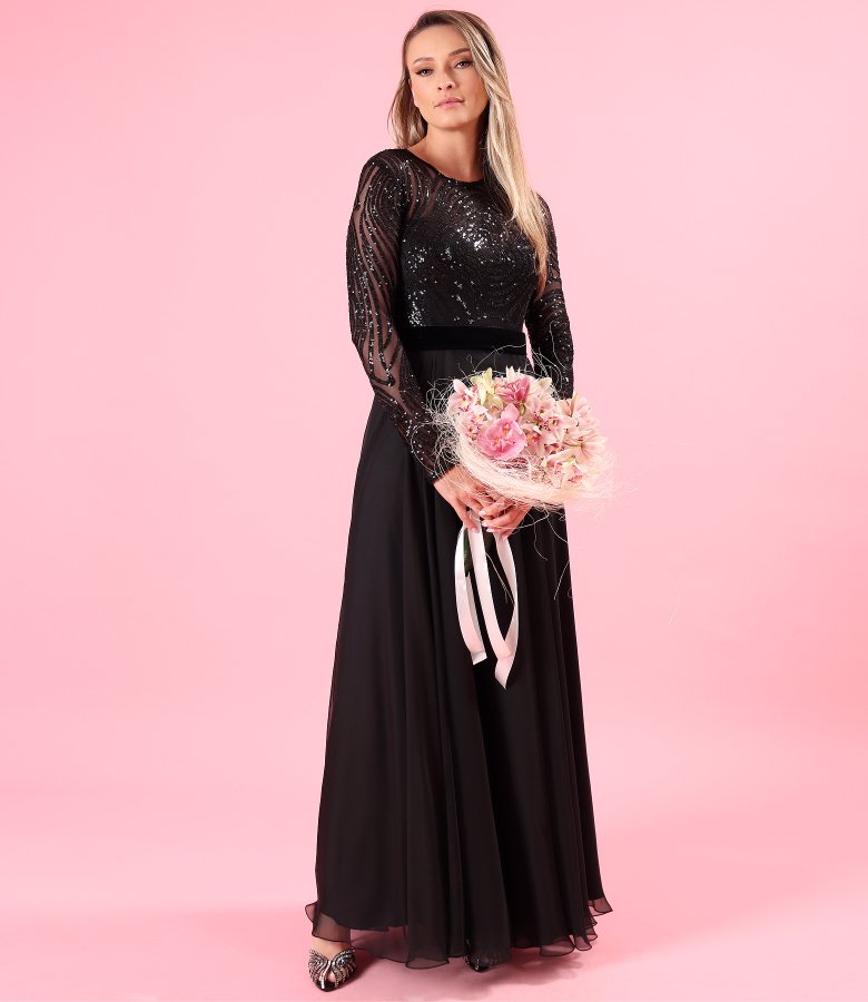 Long evening dress with a sequin tulle bodice