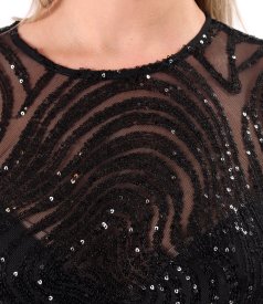 Long evening dress with a sequin tulle bodice